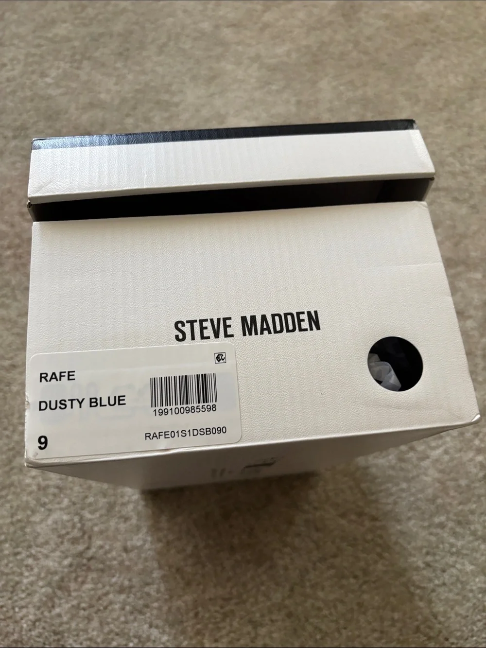 Steve Madden suede upper